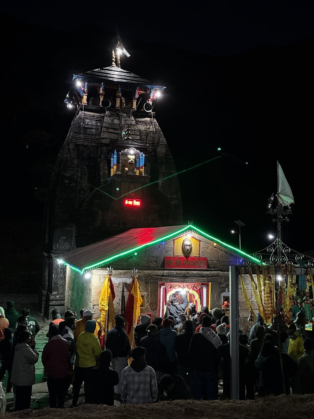 Madhyamaheshwar tour package